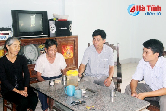 Công khai, chính xác trong tổng điều tra, rà soát hộ nghèo, cận nghèo ảnh 1 Công khai, chính xác trong tổng điều tra, rà soát hộ nghèo, cận nghèo ảnh 1