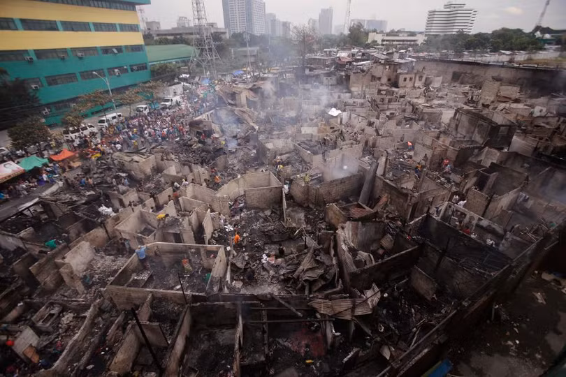 photo hoa hoan thieu rui khu o chuot o manila hon 1 000 gia dinh mat nha cua