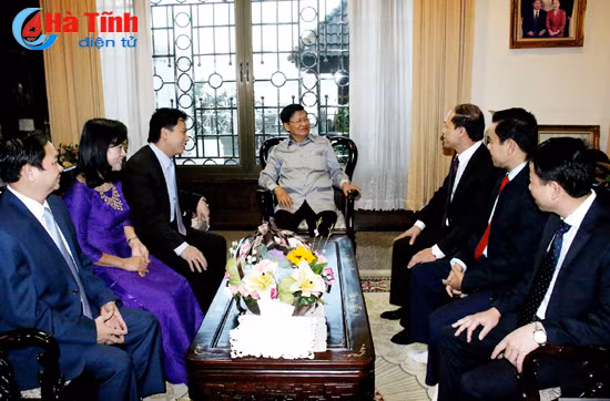 chu tich ubnd tinh ha tinh chao xa giao thu tuong chinh phu chdcnd lao