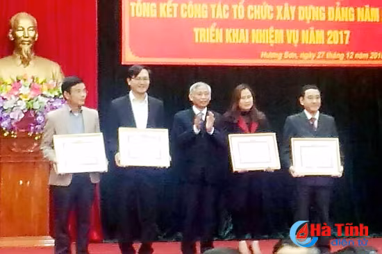 cac ban dang tinh uy danh gia trien khai nhiem vu 2017