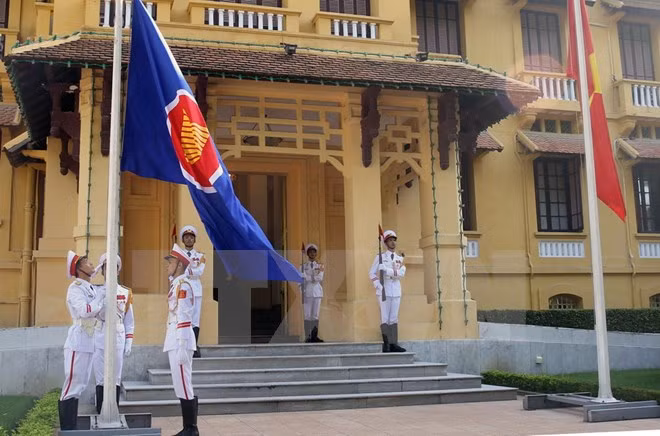 viet nam tich cuc chu dong va trach nhiem vao su phat trien asean