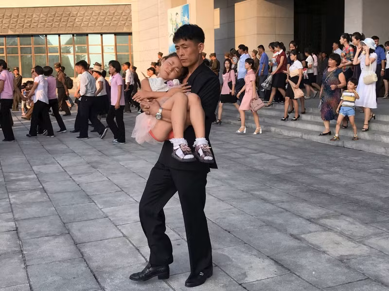 cuoc song thuong nhat o trieu tien qua bo anh chup cach day it ngay
