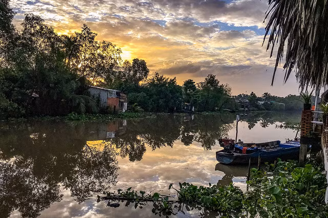mot viet nam gian di binh yen qua goc nhin cua nhiep anh gia nguoi anh