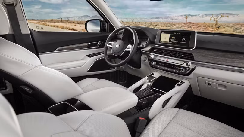 SUV “hạng sang” Kia Telluride chốt giá ngang Ford Explorer