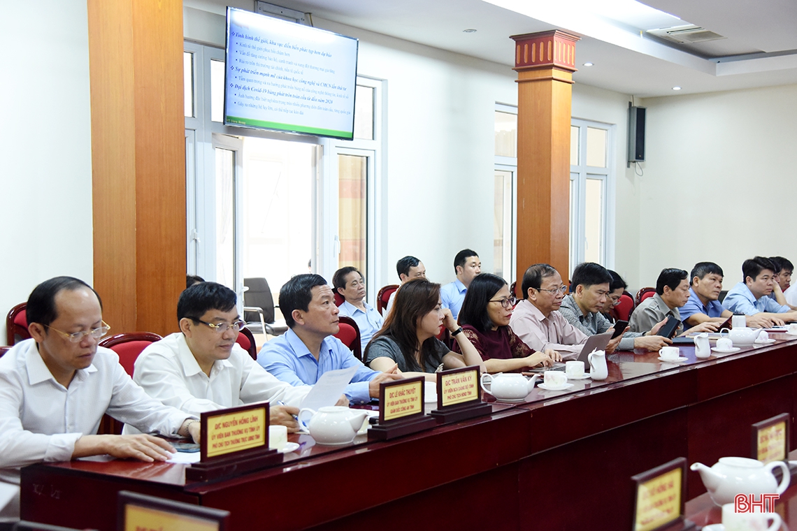 Yêu cầu quán triệt phương hướng, nhiệm vụ phát triển KT- XH 5 năm 2021 - 2025 trong toàn Đảng, toàn dân, toàn quân