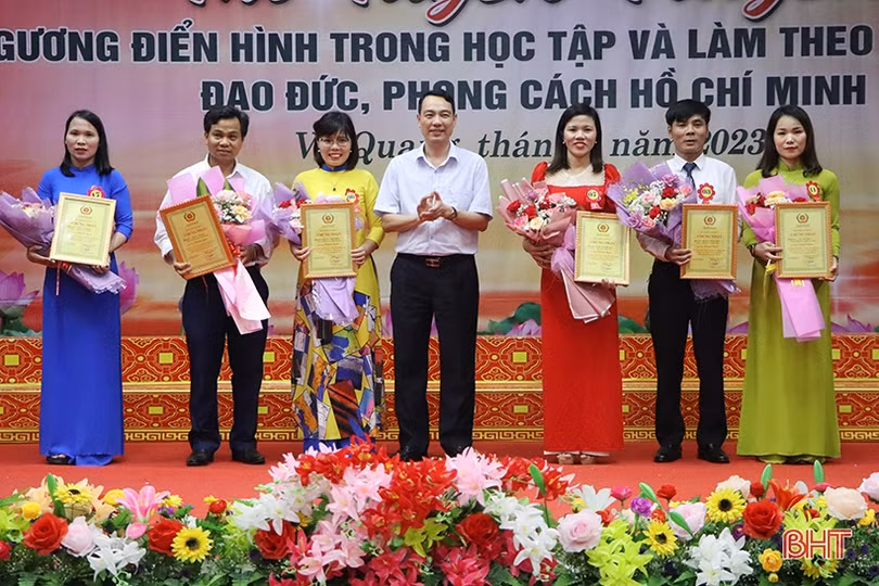 20 thí sinh Vũ Quang thi tuyên truyền điển hình học và làm theo Bác