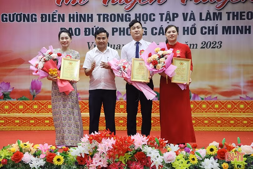 20 thí sinh Vũ Quang thi tuyên truyền điển hình học và làm theo Bác