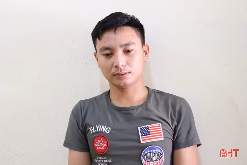 Bắt đối tượng thực hiện hơn 20 vụ lừa đảo qua mạng xã hội
