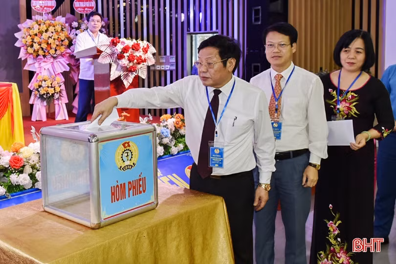Công đoàn Sở LĐ-TB&XH Hà Tĩnh tiếp tục đẩy mạnh các phong trào thi đua