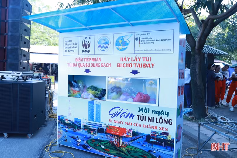 Phụ nữ TP Hà Tĩnh tích cực truyền thông giảm thiểu rác thải nhựa