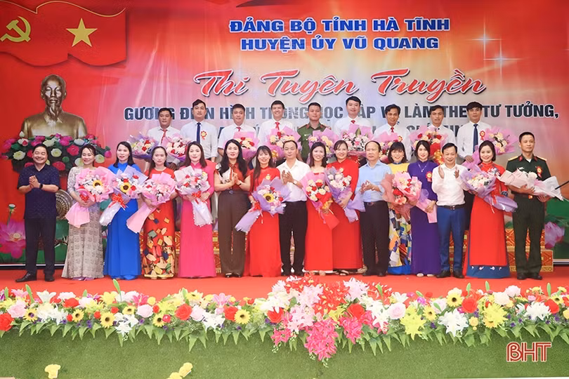 20 thí sinh Vũ Quang thi tuyên truyền điển hình học và làm theo Bác