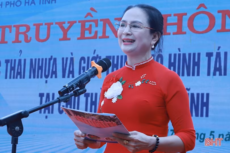 Phụ nữ TP Hà Tĩnh tích cực truyền thông giảm thiểu rác thải nhựa