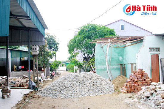 nguoi dan tp ha tinh hien dat xay dung ngo pho van minh