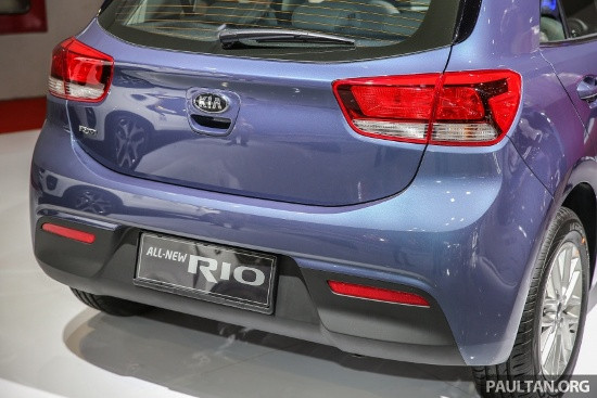 kia rio 2018 ruc rich ve viet nam