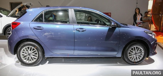 kia rio 2018 ruc rich ve viet nam