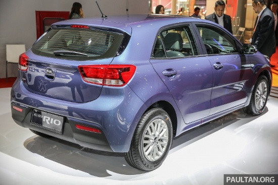 kia rio 2018 ruc rich ve viet nam