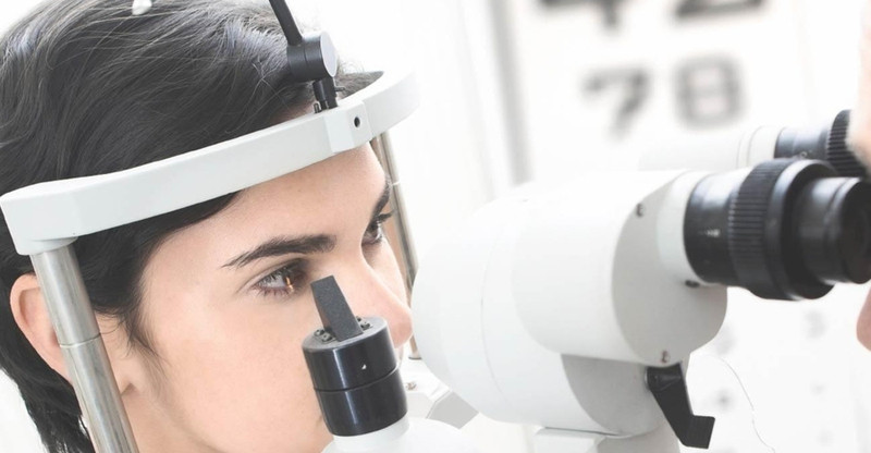 can lam gi khi lai oto vao ban dem