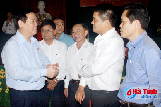 pho thu tuong vuong dinh hue tiep xuc cu tri huyen thach ha