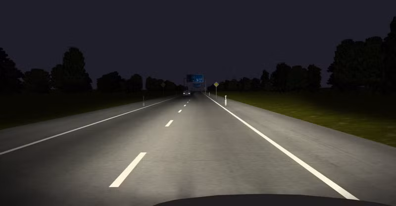 can lam gi khi lai oto vao ban dem