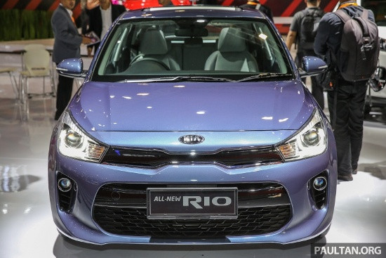 kia rio 2018 ruc rich ve viet nam