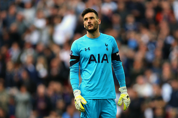 Thủ môn Hugo Lloris (Tottenham - 1986): Một ngôi sao đẳng cấp và có tố chất lãnh đạo là điều cần thiết với một đội hình gồm toàn các cầu thủ trẻ. Nước Pháp hiện tại cũng có một thủ môn 9x tài năng là Alphonse Areola - thủ thành sinh năm 1993 đang chơi cho PSG. tuyen phap co the ra san voi doi hinh 9x o world cup 2018