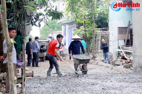 nguoi dan tp ha tinh hien dat xay dung ngo pho van minh