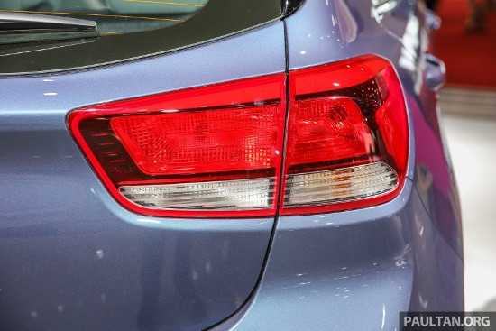 kia rio 2018 ruc rich ve viet nam