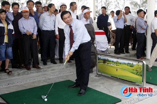 dua san golf xuan thanh nghi xuan vao hoat dong