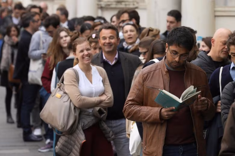 nhung hinh anh an tuong sau vong 1 bau tong thong phap