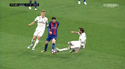 messi danh sap bernabeu barca tai chiem ngoi dau