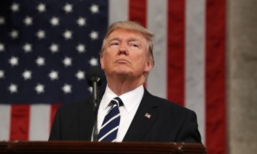 the gioi ngay qua ty le ung ho tong thong trump xuong muc thap ky luc
