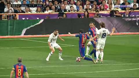 messi danh sap bernabeu barca tai chiem ngoi dau