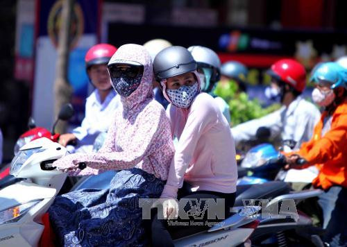 ngay le 30 4 nang nong bao trum tren ca nuoc phia nam co mua