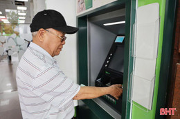 BHXH Hà Tĩnh chi trả gộp 2 tháng lương hưu, trợ cấp trước Tết gần 780 tỷ đồng