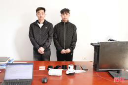 Bắt 2 đối tượng lừa hàng trăm người mua vé xe tết qua mạng