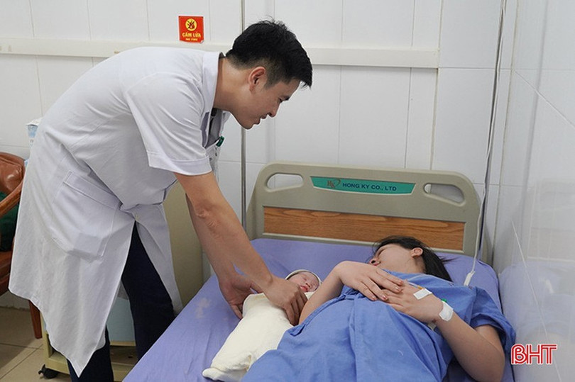 Các sản phụ, bệnh nhân, người nhà bệnh nhân khi tiếp nhận thông tin không rõ ràng nên liên hệ trực tiếp đến bệnh viện để được giải đáp cụ thể. 7dsc09664.jpg