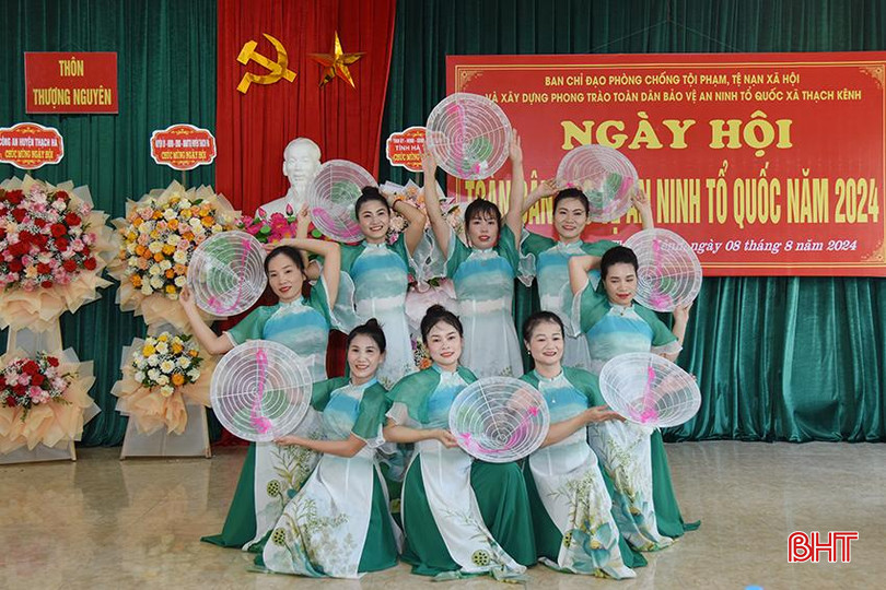 Tiết mục văn nghệ tại ngày hội. DSC_8745 copy.jpg