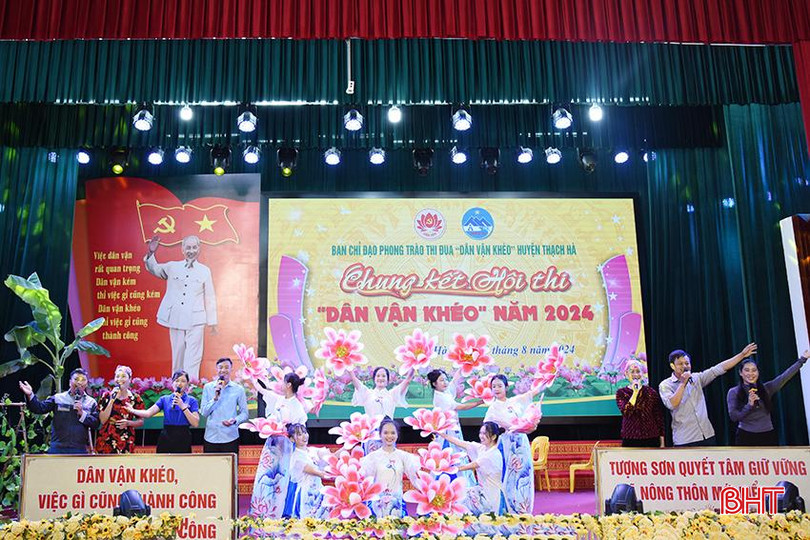 Các phần thi tiểu phẩm tạo nên một bức tranh sinh động, toàn diện về phong trào thi đua “Dân vận khéo” tại các địa phương, đơn vị, cơ sở. DSC_8845 copy.jpg