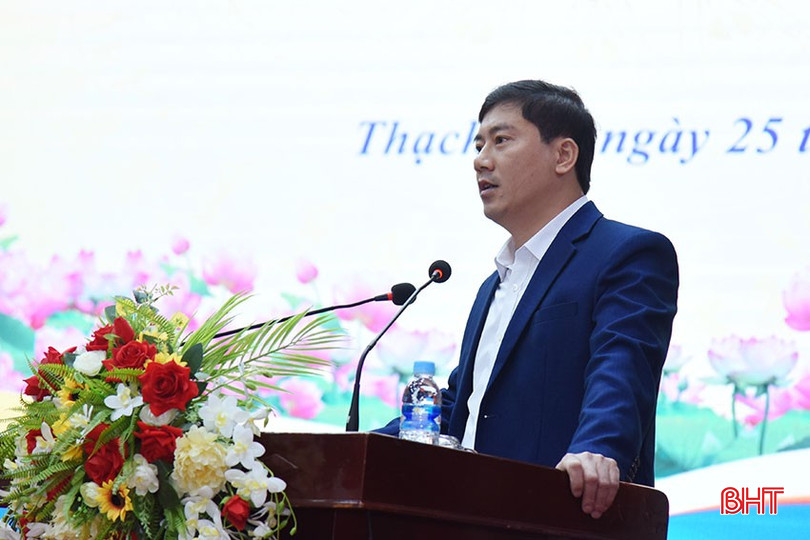 Chủ tịch UBND xã Thạch Thắng Hoàng Trọng Dương phát biểu tại hội nghị. Chủ tịch UBND xã Thạch Thắng Hoàng Trọng Dương phát biểu tại hội nghị.