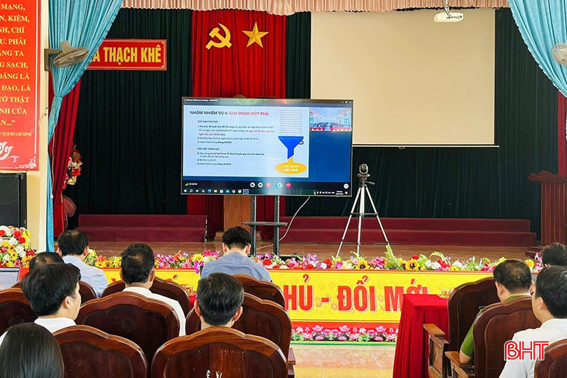 Tổ công tác vận hành thử nghiệm ở xã Thạch Khê mới thử nghiệm tiếp sóng trực tuyến, tham gia nghe quán triệt Kế hoạch số 02-KH/BCĐTW ngày 19/6/2025. bqbht_br_ssssadnacdfdf.jpg
