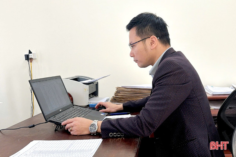 Song song tổng hợp danh sách rà soát đối tượng người có công, Sở Nội vụ đã ban hành văn bản hướng dẫn các xã, phường, Trung tâm Điều dưỡng người có công và Bảo trợ xã hội tỉnh thưc hiện chi trả quà tặng kịp thời, đúng đối tượng.