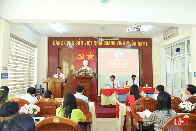 Bắt đầu từ tháng 9/2024, các chi bộ trực thuộc đảng bộ cơ sở tiến hành tổ chức đại hội nhiệm kỳ 2024-2027. bqbht_br_dsc-5399-copy.jpg