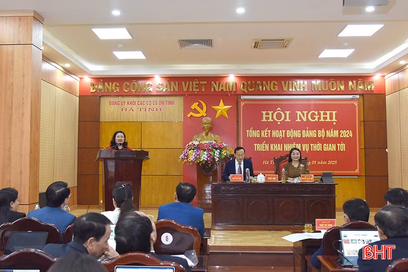 Các đảng đoàn, ban cán sự Đảng, Đảng bộ Khối CCQ&amp;DN tỉnh kết thúc hoạt động, thành lập Đảng bộ các cơ quan Đảng tỉnh và Đảng bộ UBND tỉnh.