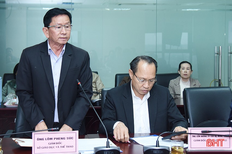 Ông Lôm Pheng Súc - Giám đốc Sở Giáo dục và Thể thao tỉnh Bolikhămxay phát biểu tại buổi lễ. bqbht_br_dsc-8589-copy.jpg