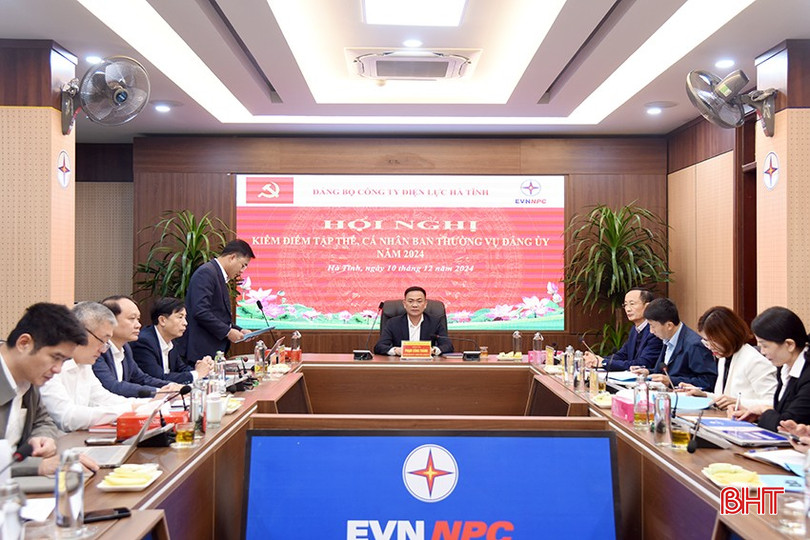 Đảng ủy Công ty Điện lực Hà Tĩnh tổ chức hội nghị kiểm điểm tập thể, cá nhân ban thường vụ năm 2024 với sự tham dự của lãnh đạo Đảng ủy Khối CCQ&DN tỉnh. bqbht_br_adsc-8481.jpg