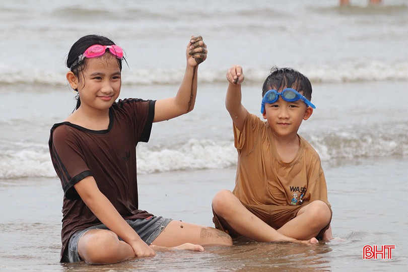 Biển Xuân Hải gây ấn tượng với vẻ đẹp hoang sơ, bãi biển thoải, nước trong, sóng êm… bqbht_br_5a19fd8f-94fe-471e-9eb2-9bf0e70d999b.jpg