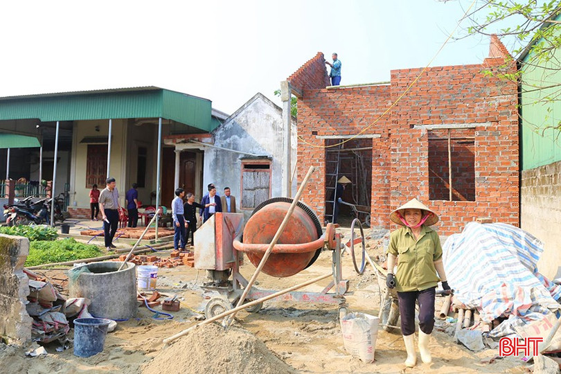 Thạch Hà đã hoàn thành xây mới, sửa chữa 241 ngôi nhà cho hộ nghèo, cận nghèo, hoàn cảnh khó khăn. Thạch Hà đã hoàn thành xây mới, sửa chữa 241 ngôi nhà cho hộ nghèo, cận nghèo, hoàn cảnh khó khăn.