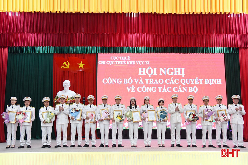 ... và các phó đội trưởng. bqbht_br_dsc-5004-copy.jpg