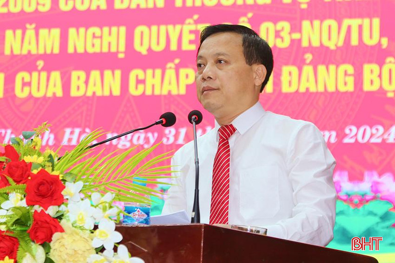 Phó Bí thư Huyện ủy, Chủ tịch UBND huyện Thạch Hà Nguyễn Văn Khoa báo cáo kết quả 3 năm thực hiện Nghị quyết số 03. ssssa.jpg