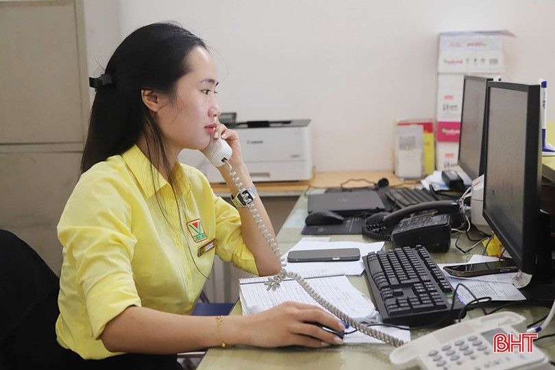 Khách hàng đặt vé qua online nhiều hơn so với mua vé tại bến. bqbht_br_z6920440525970-cdb4948ab71fa0a2d8b9ad16587e35dc.jpg